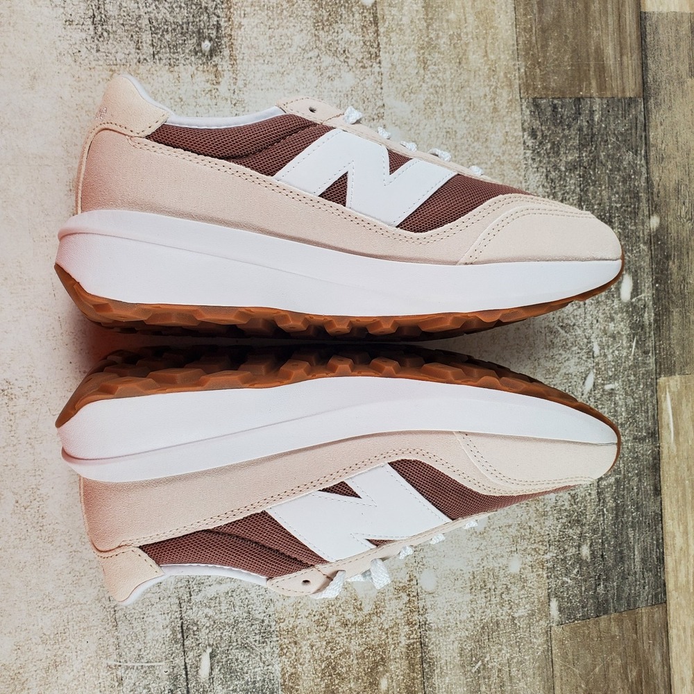New Balance 370 Womens Shoes Sz 9 D Running Beige Brown Suede Mesh Sneakers - Picture 6 of 10